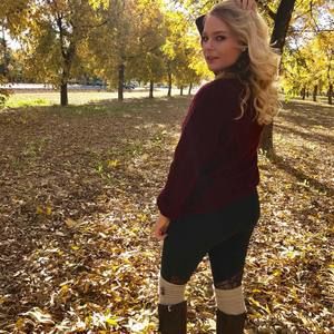 Meet your Posher, Kelli